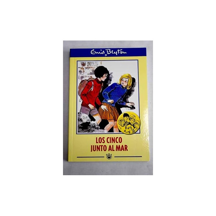 Los Cinco junto al mar